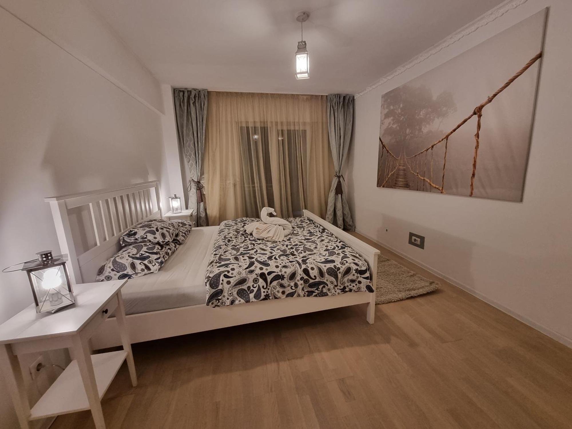 Park Residence 5, 2 Bedroom Apartment Bukares Bagian luar foto
